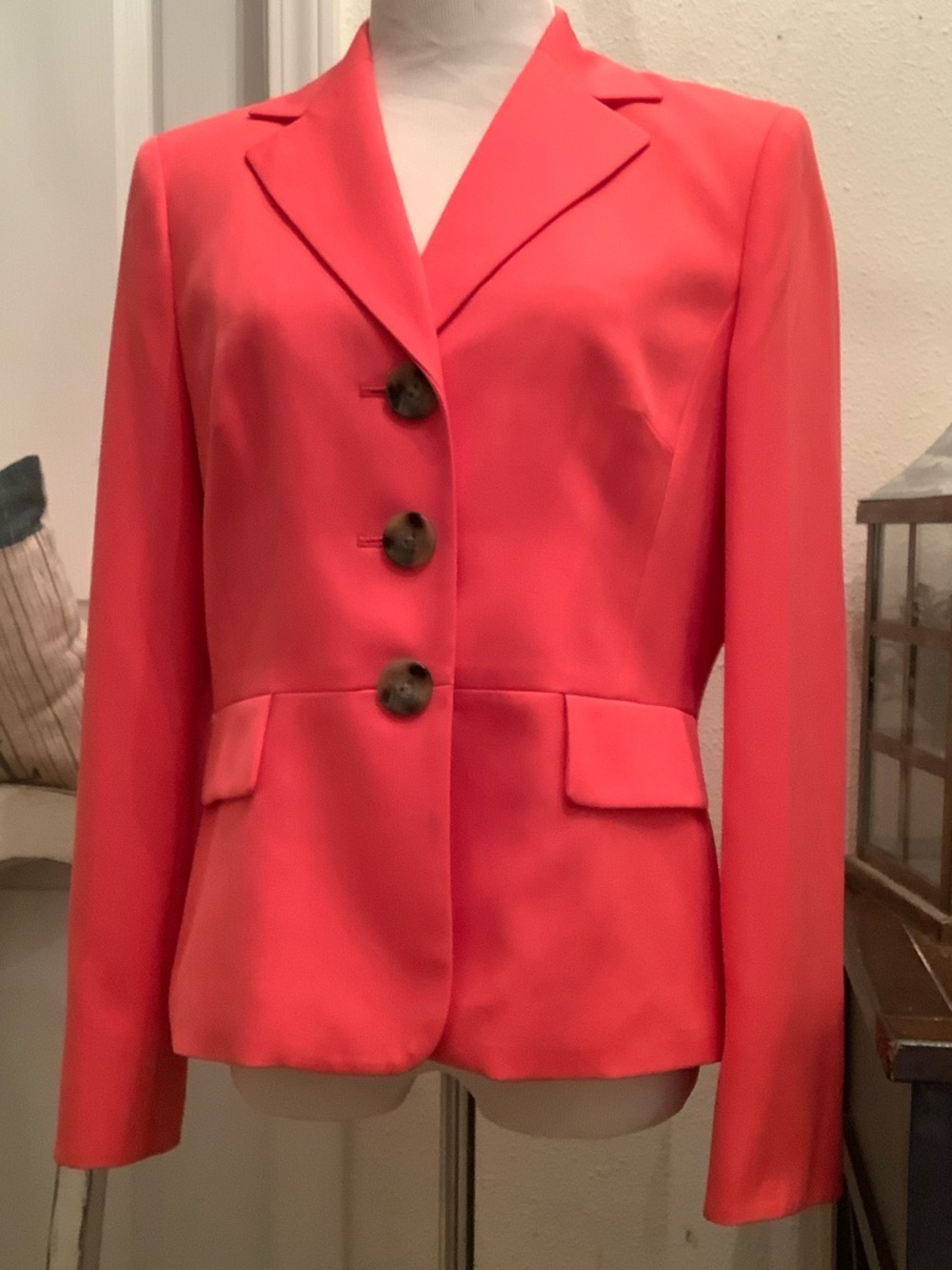 Le Suit Coral Blazer with Notched Lapel